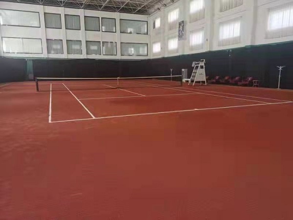 阿拉善祥泰隆紅土場(chǎng)地維修